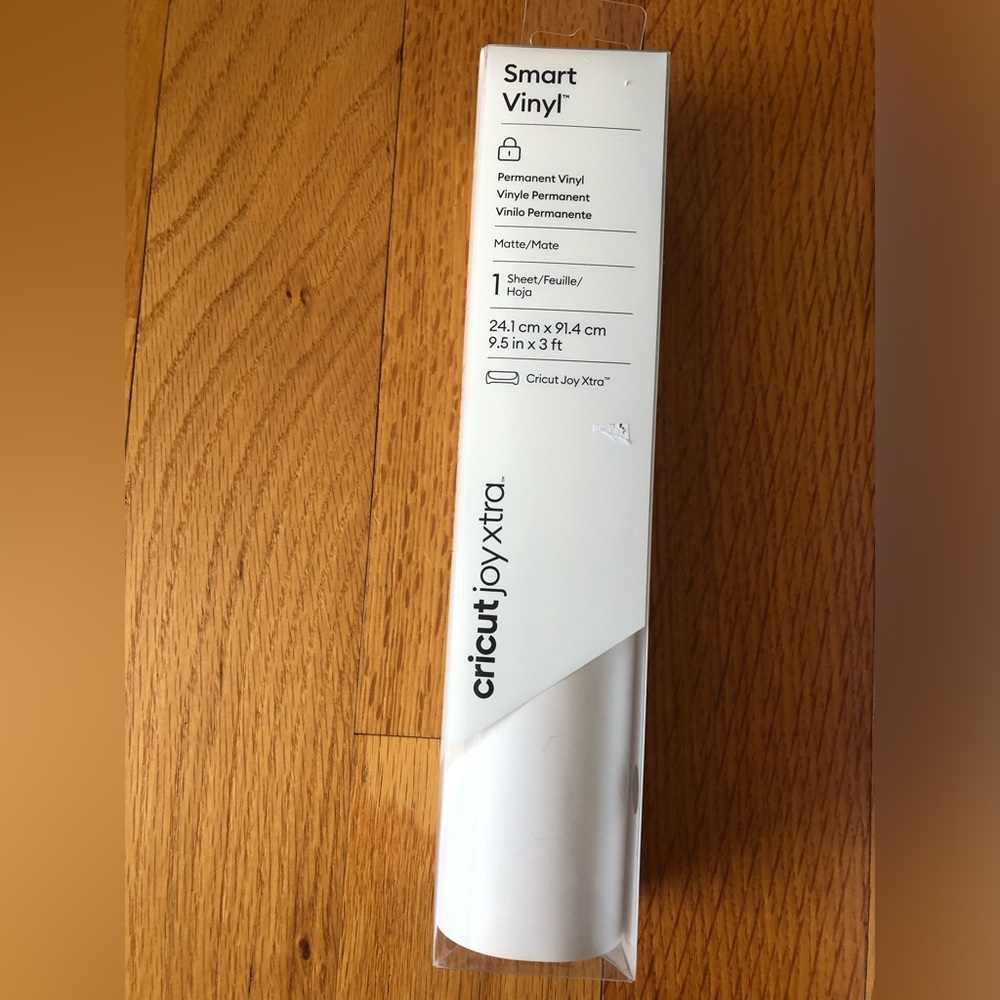 Cricut Smart Vinyl Permanent Rolls - White, Silver, Brown, Matte White - Picture 2 of 6